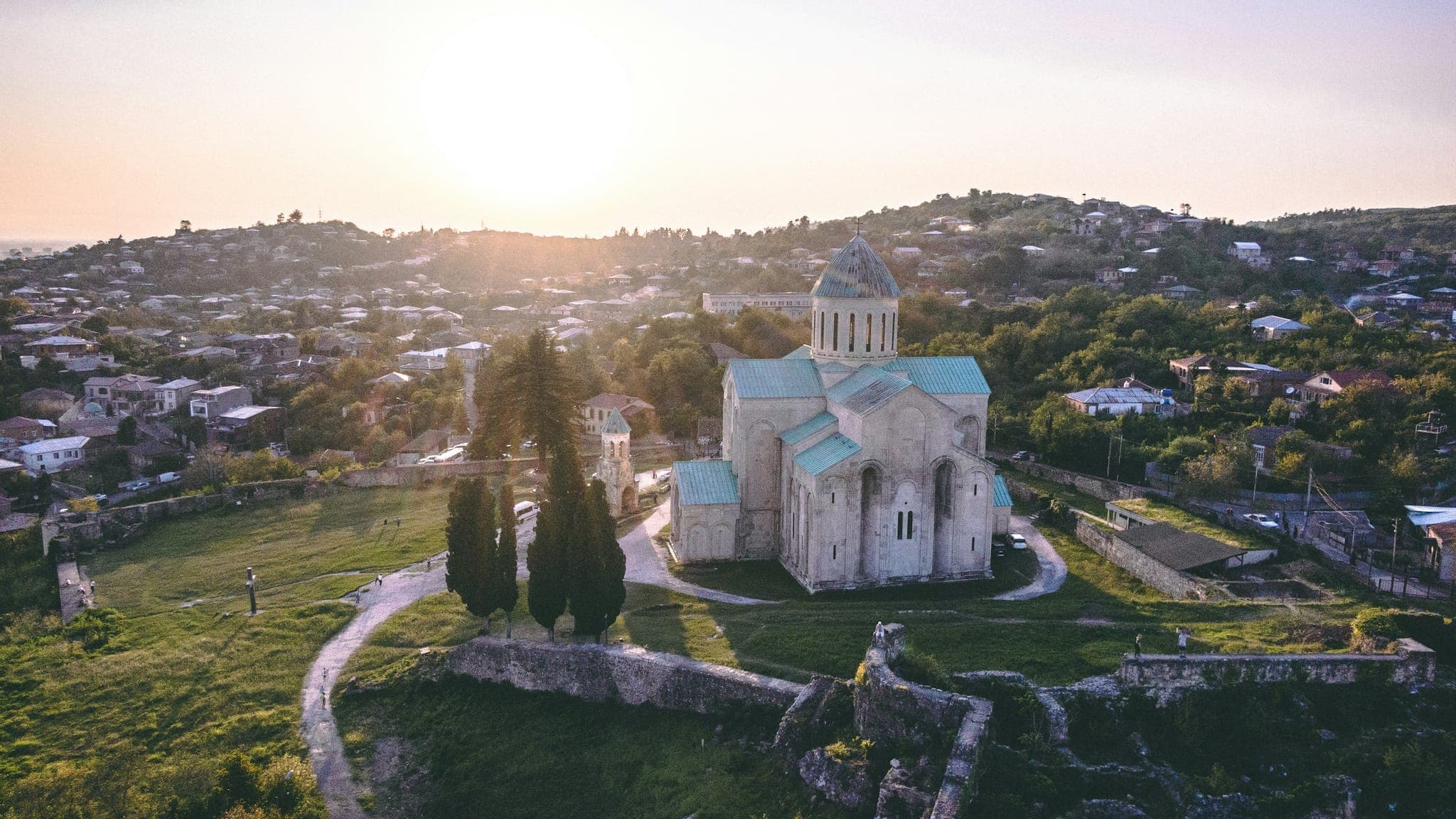 Car rental in Kutaisi